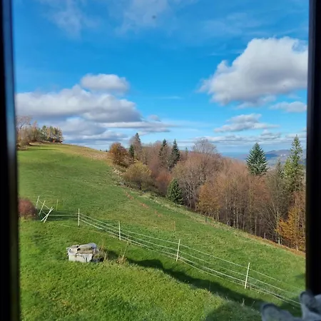 Swoboda Na Szczycie Góry Brenna