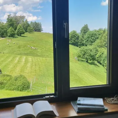 Bed & Breakfast Swoboda Na Szczycie Gory Z Dala Od Miasta