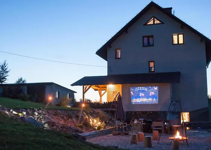 Swoboda Na Szczycie Gory W Zimie Dojazd Tylko 4x4 B&B 3*