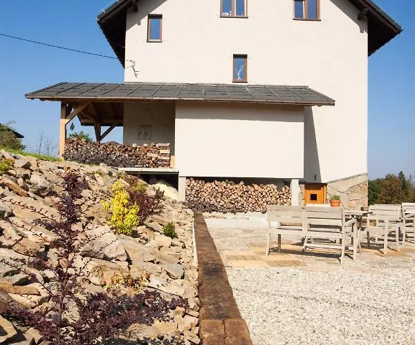 Bed & Breakfast Swoboda Na Szczycie Gory Z Dala Od Miasta 3*