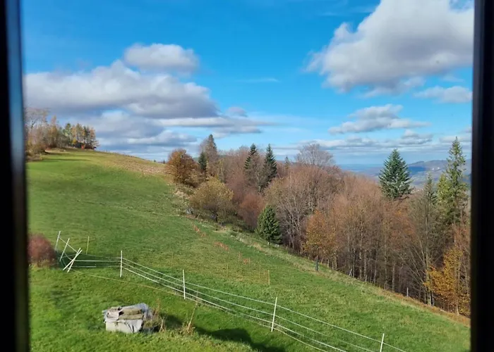 Swoboda Na Szczycie Gory W Zimie Dojazd Tylko 4x4 브렌나